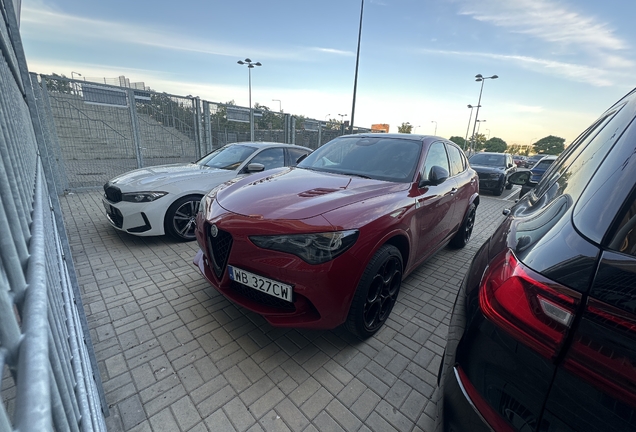 Alfa Romeo Stelvio Quadrifoglio 2023