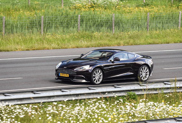 Aston Martin Vanquish 2013