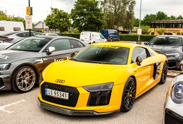 Audi R8 V10 Plus 2015