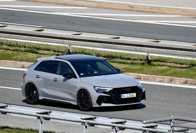 Audi RS3 Sportback 8Y 2025