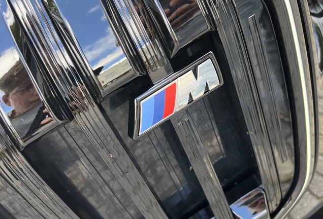 BMW M760e xDrive