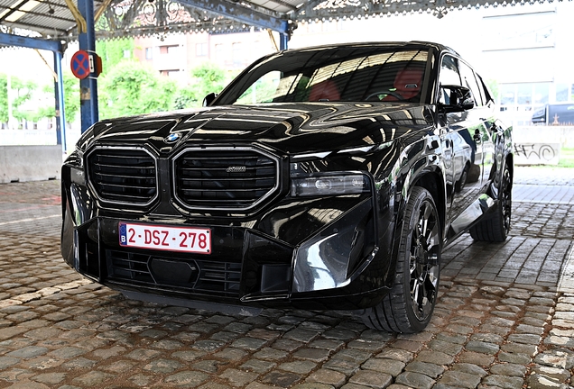 BMW XM G09