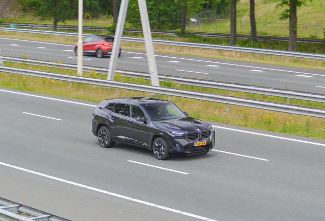 BMW XM G09