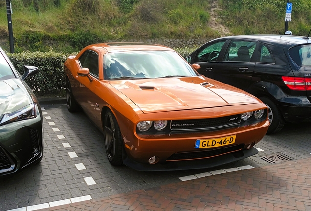 Dodge Challenger SRT-8 392