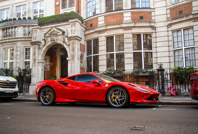 Ferrari F8 Tributo