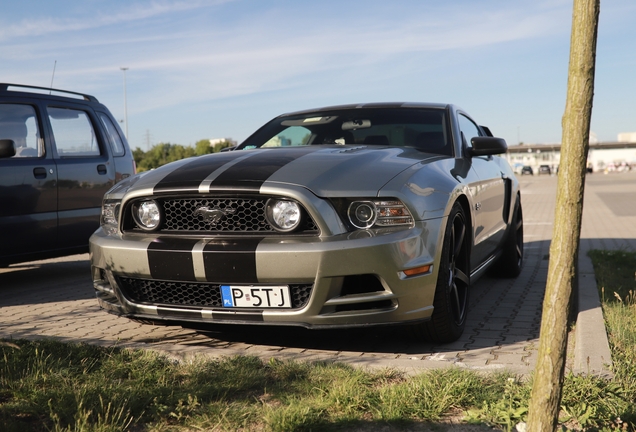Ford Mustang GT 2013