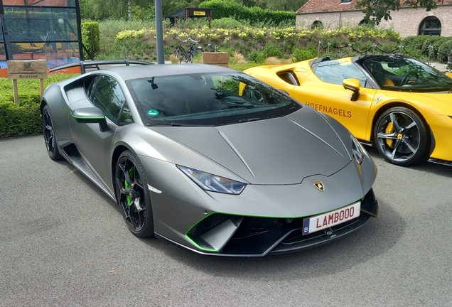Lamborghini Huracán LP640-4 Performante