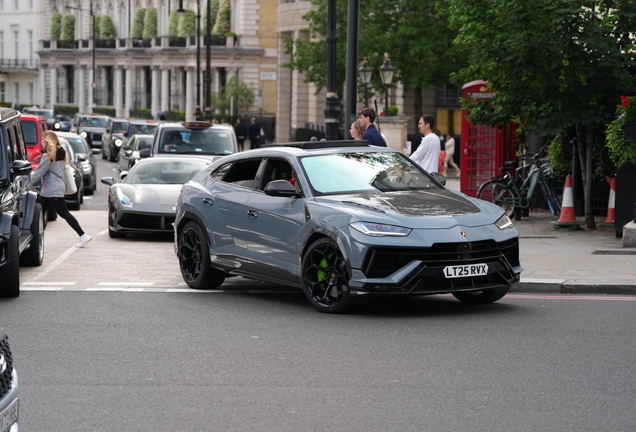 Lamborghini Urus Performante