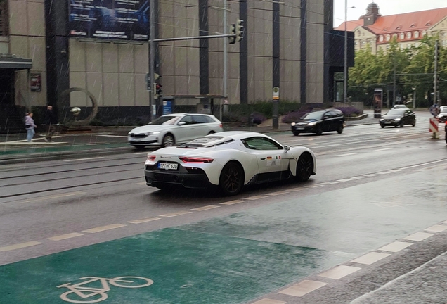 Maserati MC20