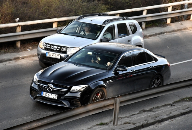 Mercedes-AMG E 63 S W213