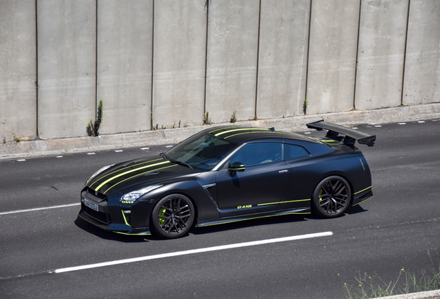 Nissan GT-R 2017
