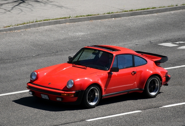 Porsche 930 Turbo