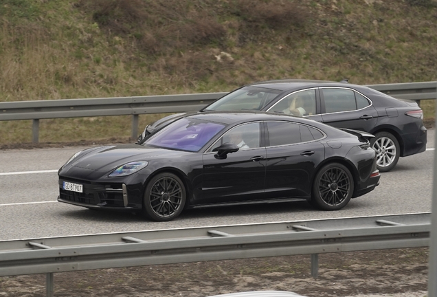 Porsche 972 Panamera Turbo S E-Hybrid