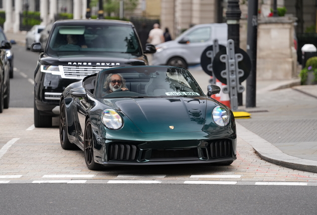 Porsche 992 Carrera 4 GTS Cabriolet MkII