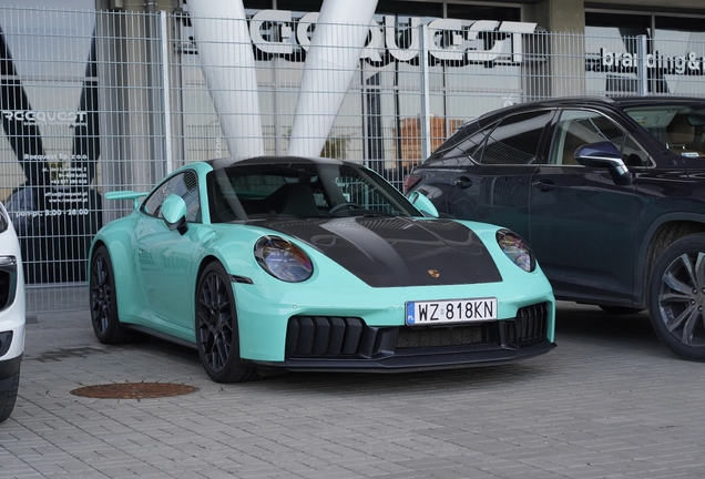 Porsche 992 Carrera 4 GTS MkII