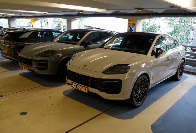Porsche Cayenne Coupé Turbo E-Hybrid