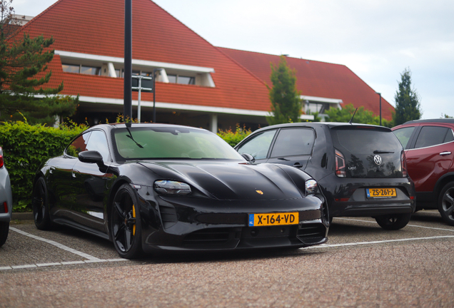 Porsche Taycan Turbo S MkI