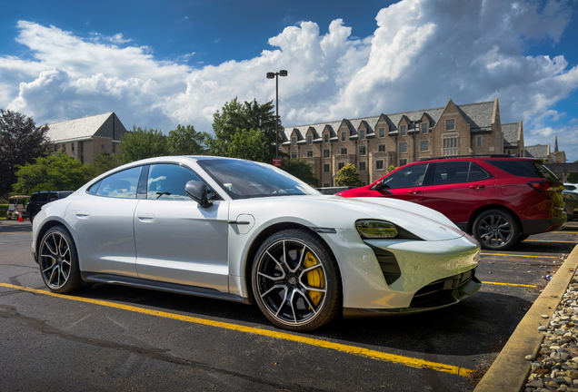 Porsche Taycan Turbo S MkI