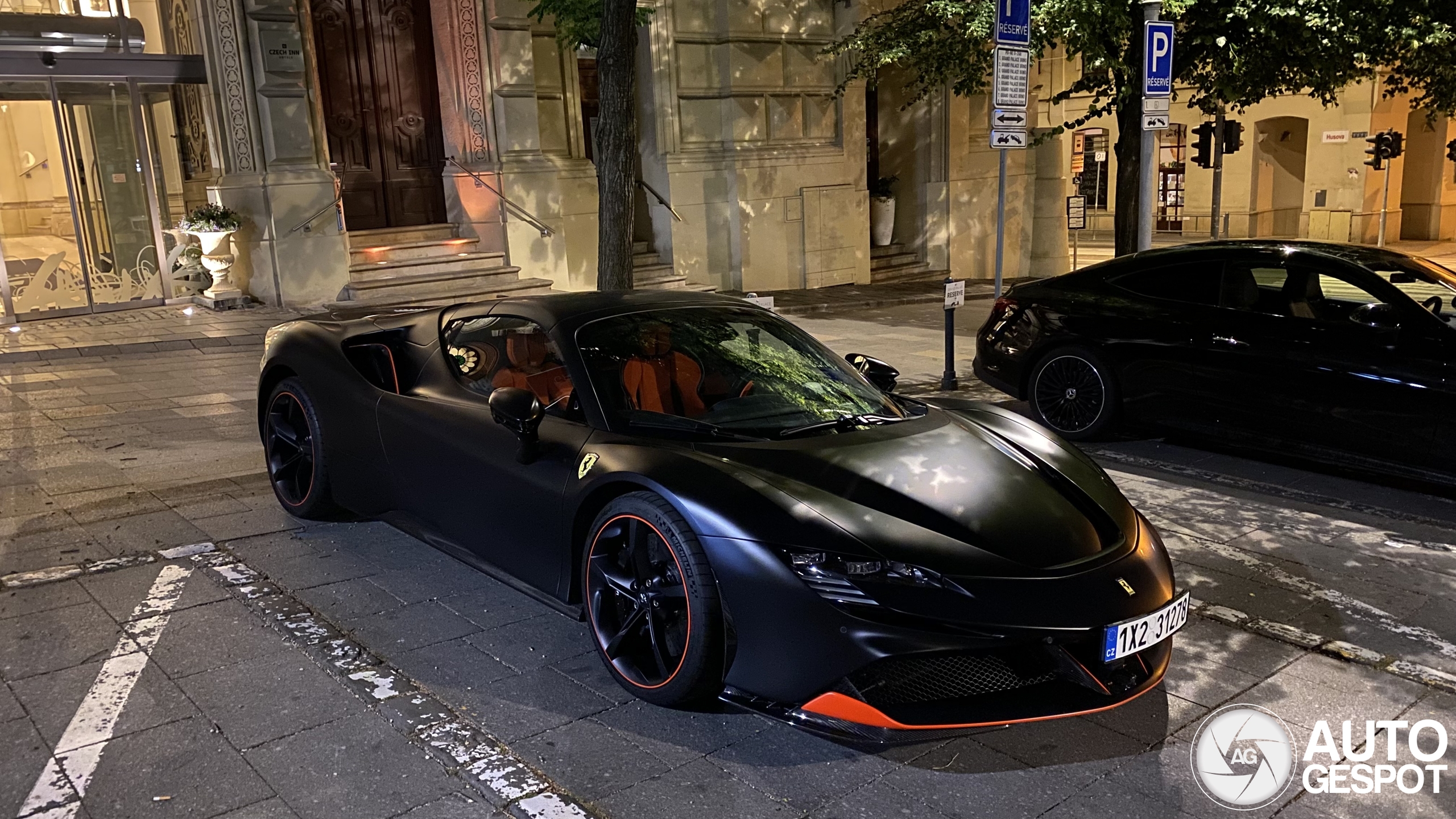 Ferrari SF90 Spider
