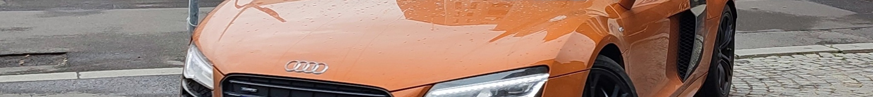 Audi R8 V10 Plus 2013