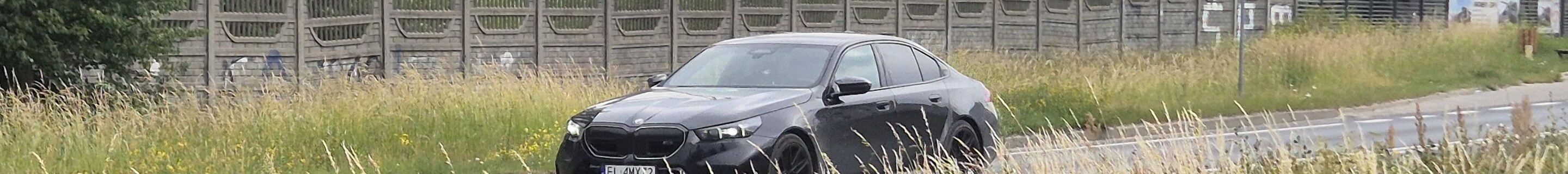 BMW M5 G90
