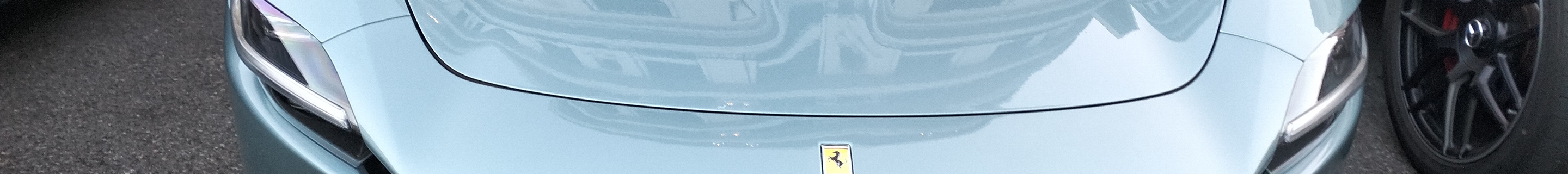 Ferrari Roma Spider