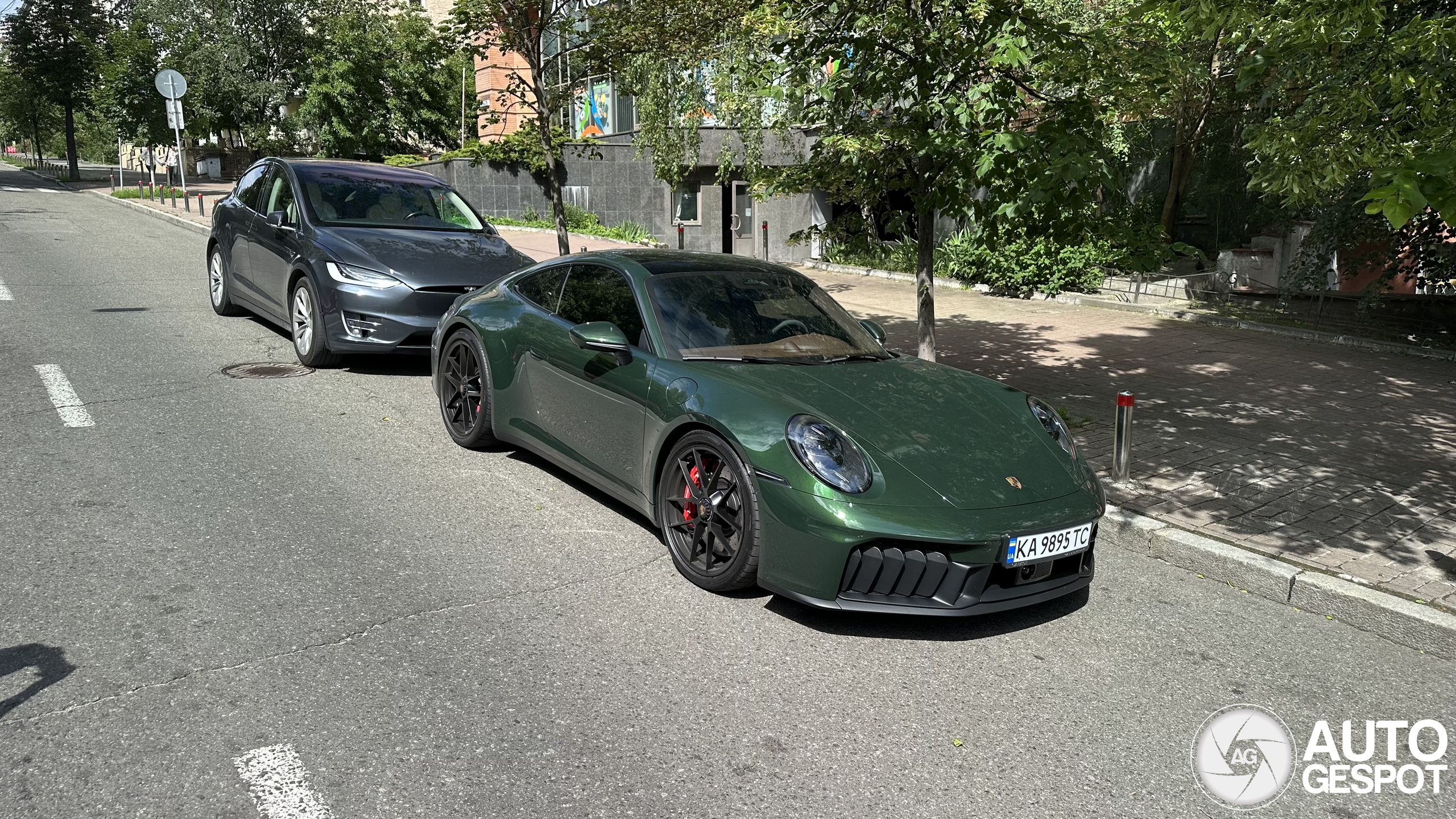 Porsche 992 Carrera 4 GTS MkII