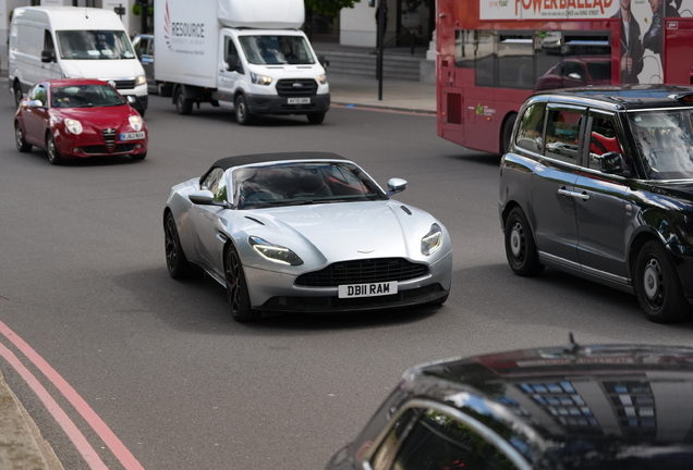 Aston Martin DB11 V8 Volante