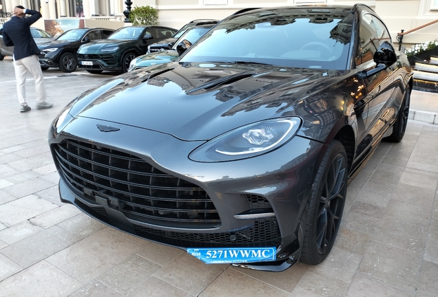 Aston Martin DBX