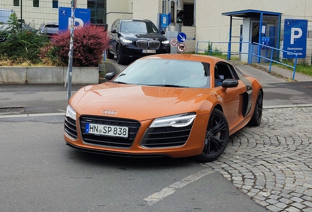 Audi R8 V10 Plus 2013