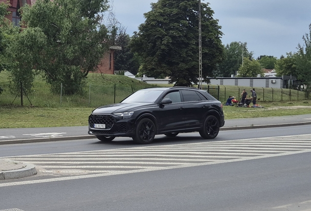 Audi RS Q8 2024