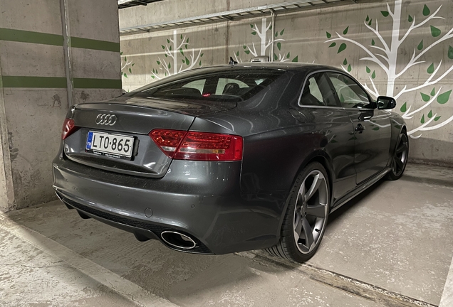 Audi RS5 B8 2012