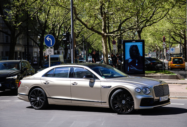 Bentley Flying Spur V8 2022 Mulliner