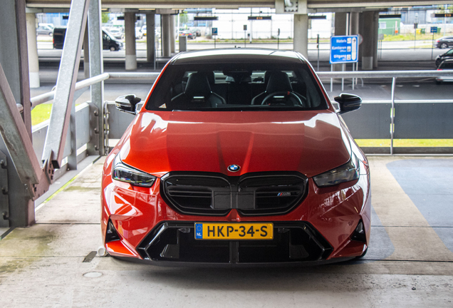 BMW M5 G90