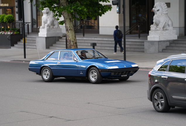 Ferrari 412