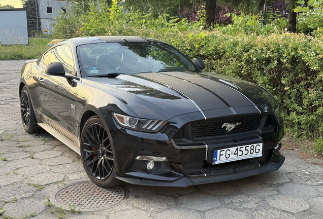 Ford Mustang GT 2015