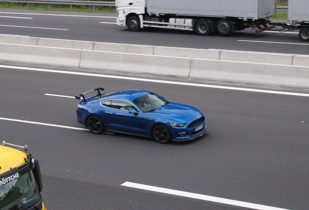 Ford Mustang GT 2015