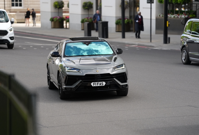 Lamborghini Urus Performante