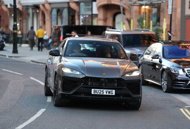 Lamborghini Urus S