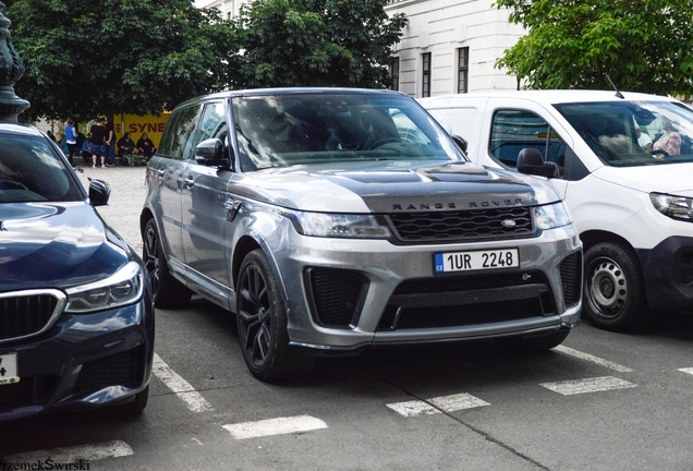 Land Rover Range Rover Sport SVR 2018 Carbon Edition