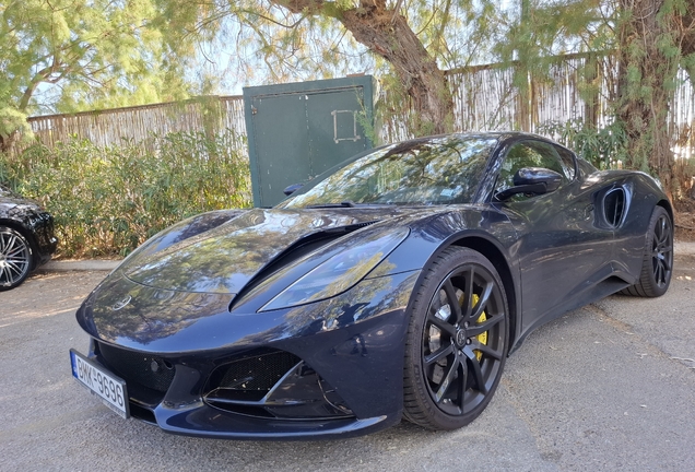 Lotus Emira