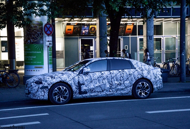 Mercedes-Benz C-Klasse EV W540