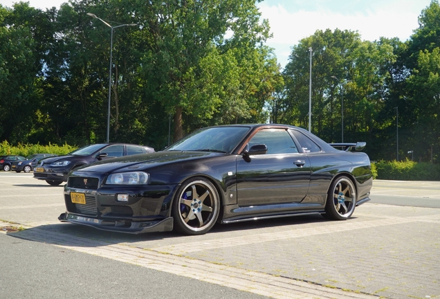 Nissan Skyline R34