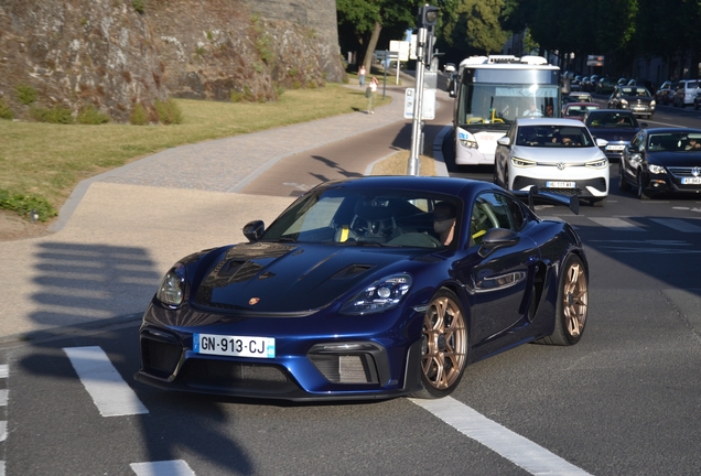 Porsche 718 Cayman GT4 RS Weissach Package