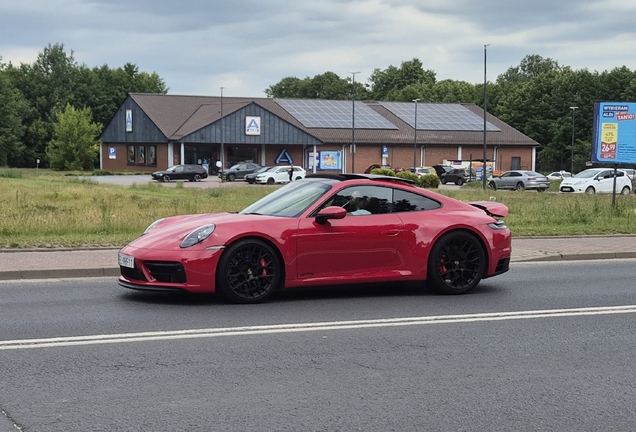 Porsche 992 Carrera 4 GTS MkI