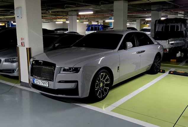 Rolls-Royce Ghost Black Badge 2021