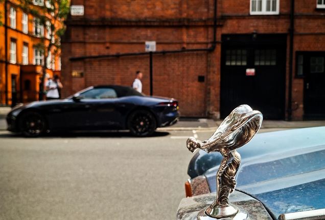 Rolls-Royce Silver Shadow II