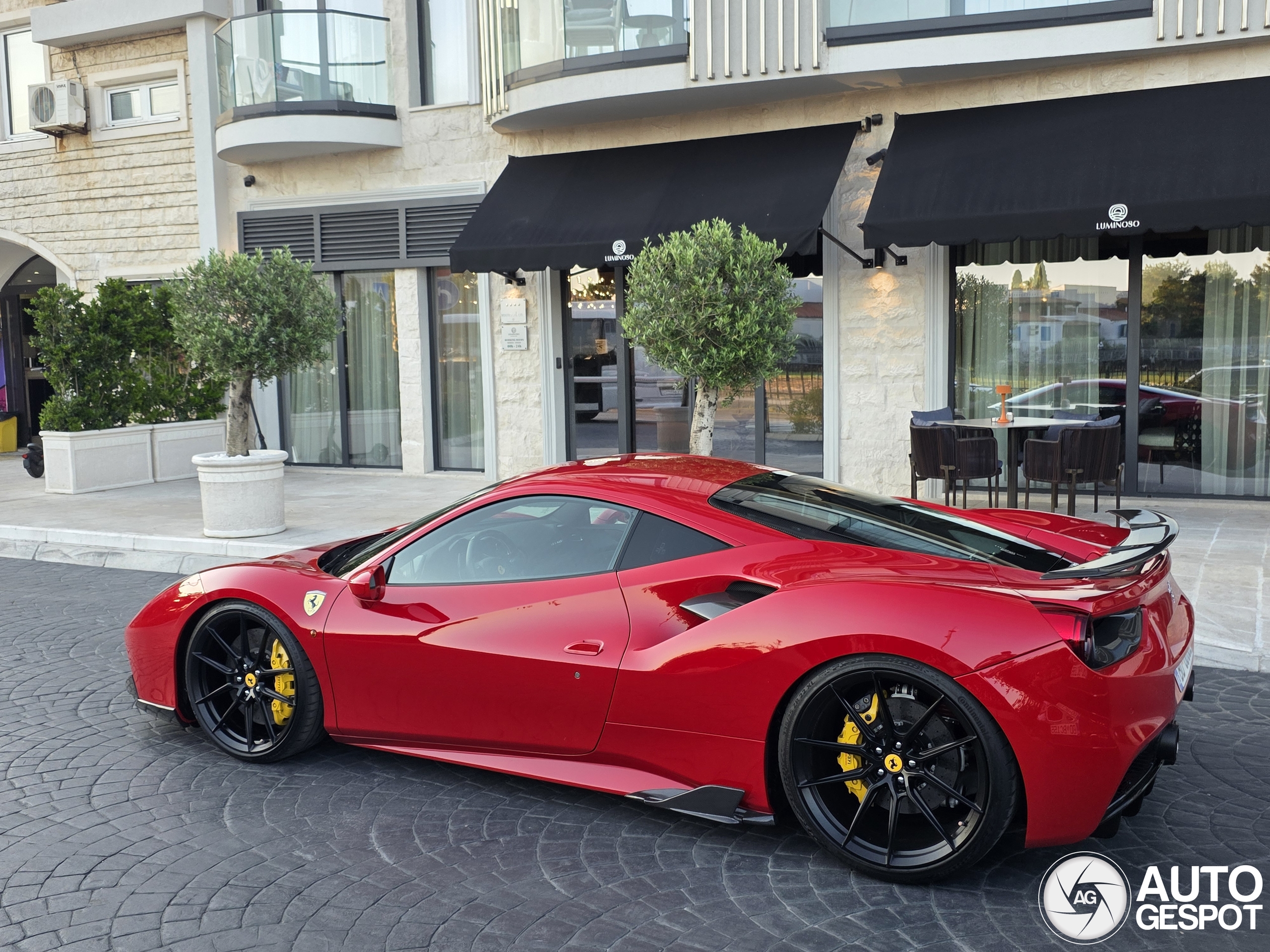 Ferrari 488 GTB Novitec Rosso