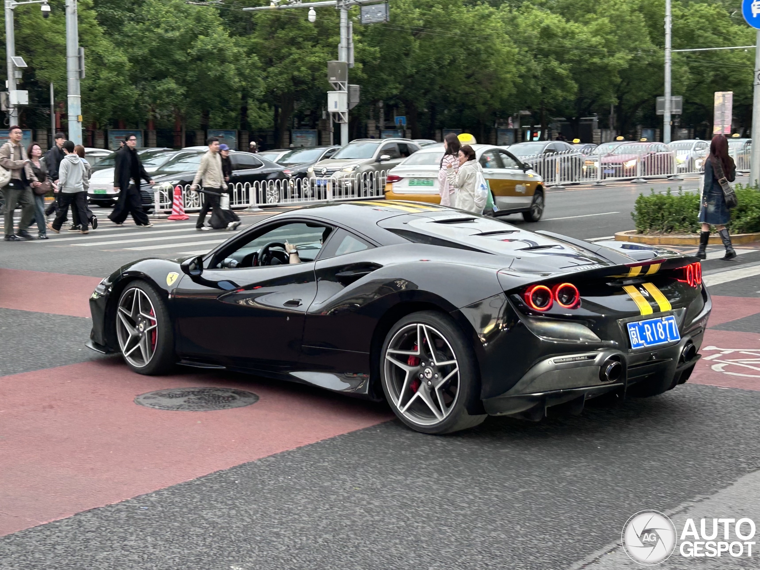 Ferrari F8 Tributo