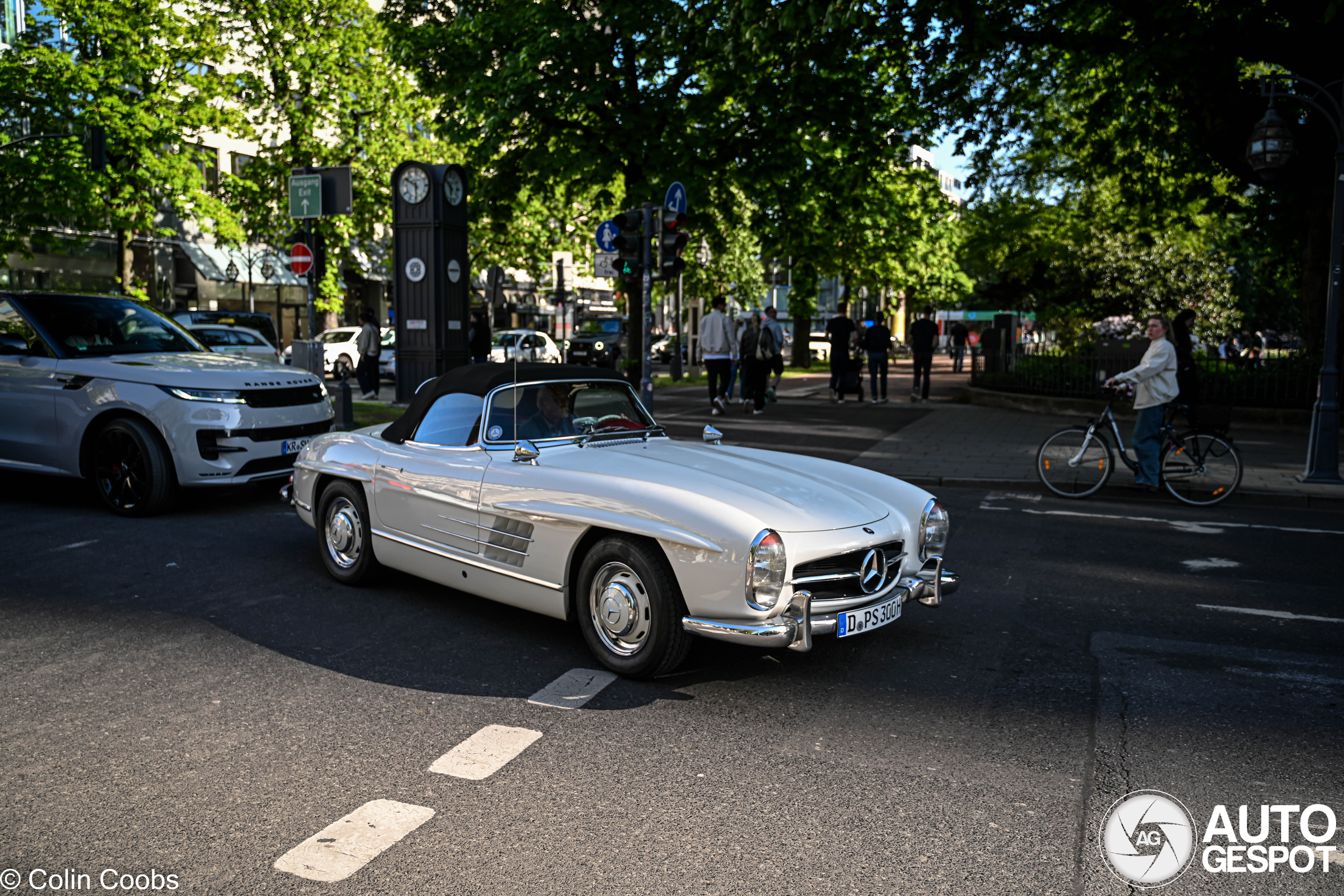 Mercedes-Benz 300SL Roadster